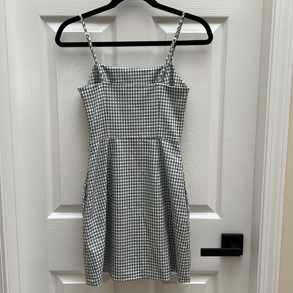 Aritzia dress | Wilfred plaid mini dress - Picture 4 of 12
